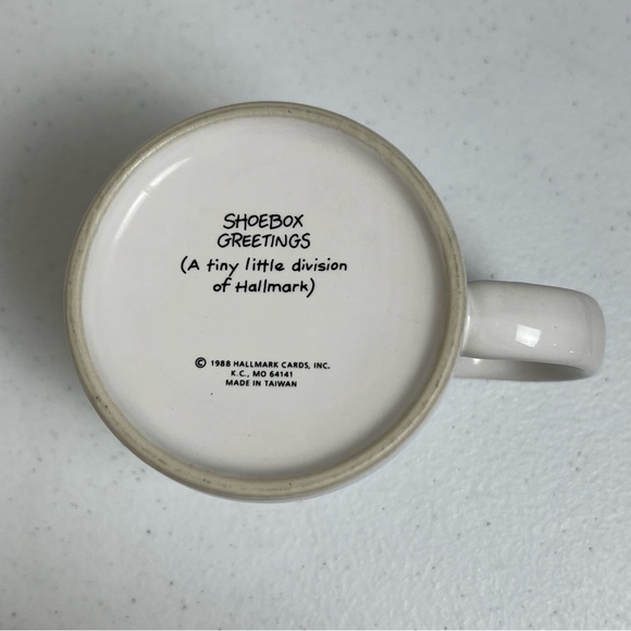 Hallmark Shoebox Greetings Coffee Mug Dieting Wouldn't Feed A Warthog 12 oz 1988 - Picture 6 of 8